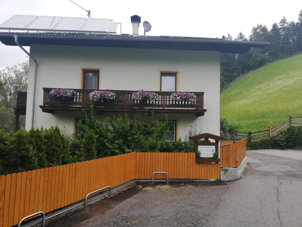 Apartment`s Haus Tegischer Neustift im Stubaital Exterior foto